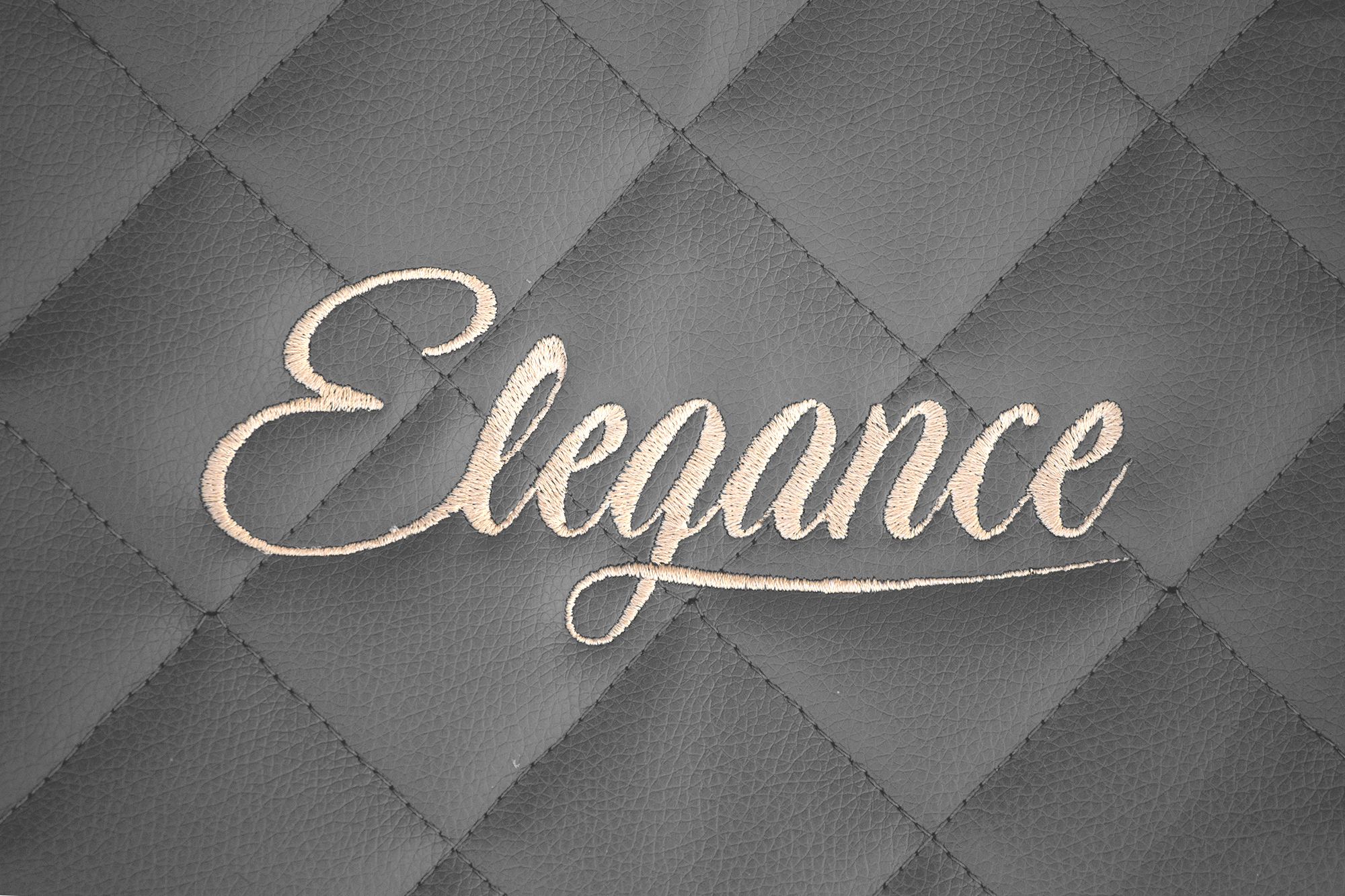 Детайл от бродерията Elegance: Сиво